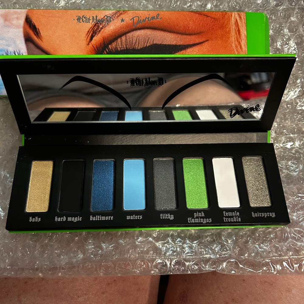 Jeffree Star Bold Eyeshadow Palette